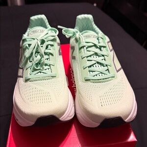 New Balance Women's Light Green Sneakers